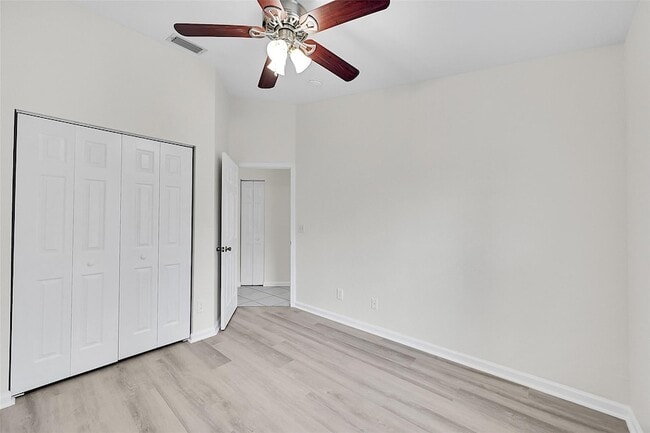 Building Photo - 5642 NW 118th Dr