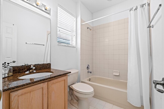 Building Photo - 3156 Laurel Ridge Cir