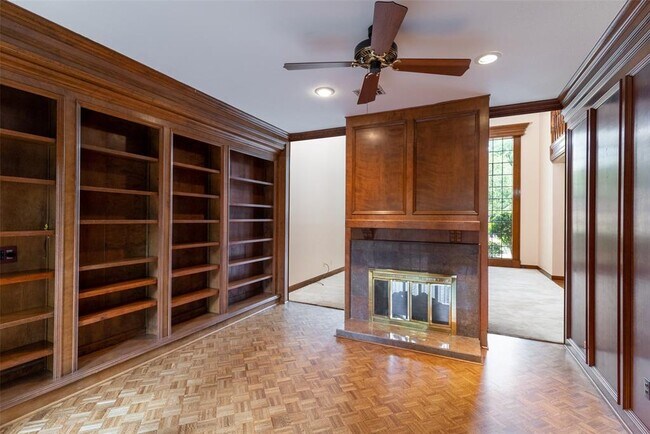 Building Photo - 9559 Doliver Dr