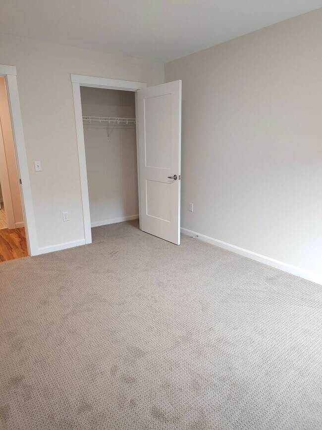 Building Photo - Village at Autumn Pond II: Newly Constructed 2 Bedroom/ 2 Bathroom with Balcony