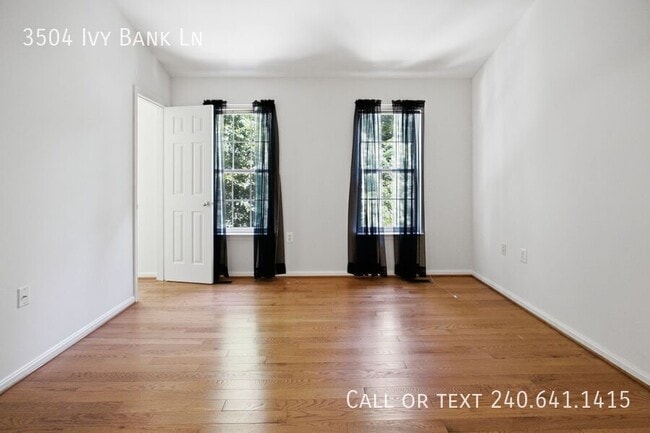 Building Photo - 3504 Ivy Bank Pl