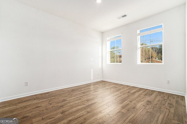 Building Photo - 6229 Honeybell Aly