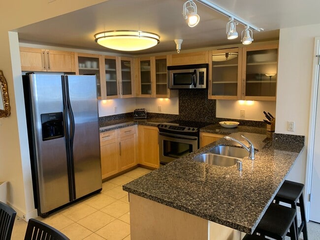 Primary Photo - Fully Furnished 1 Bed-1BathPet Friendly Un...