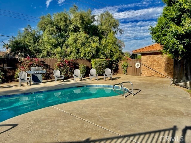 Building Photo - 79400 Ave 42