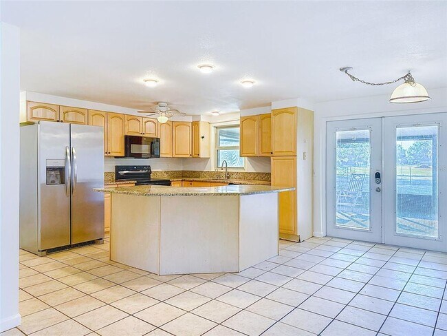 Building Photo - 3239 Allen Rd