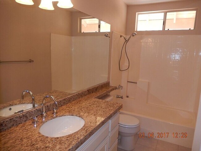Building Photo - 28720 N Port Ln
