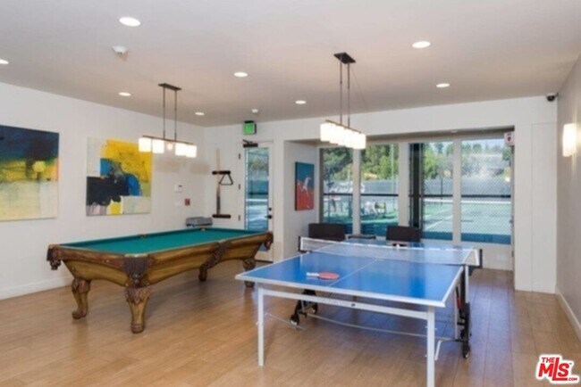 Pool Table & Ping Pong Table - 3009 Nicada Dr