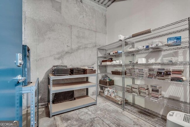 Building Photo - 400 Village Pkwy