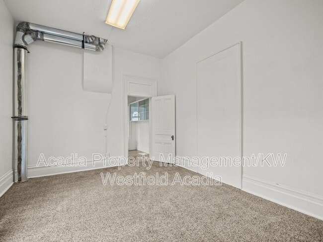 Building Photo - 256 N 500 W