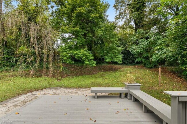 Building Photo - 3 Bedroom Ardmore Home- Pets Welcome-Flexible Lease Lengths Available