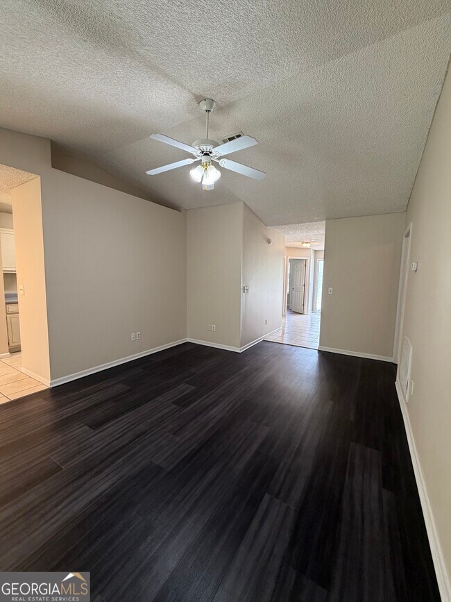 Building Photo - 101 Talbot Ct