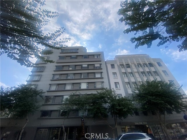 Building Photo - 140 Linden Ave