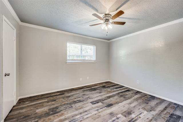 Building Photo - 5053 Les Chateaux Dr