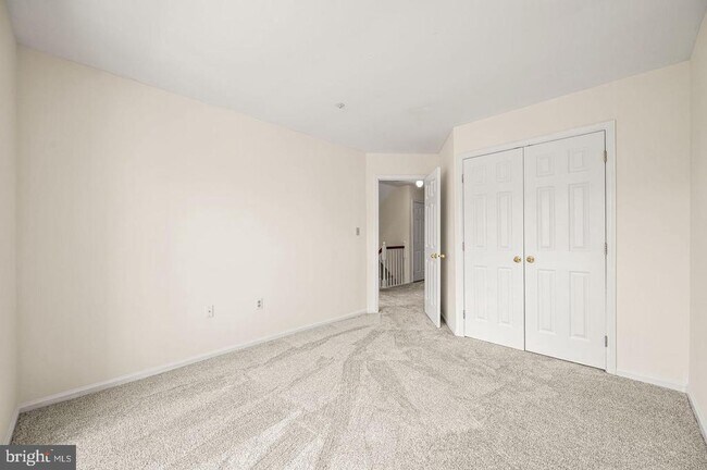 Building Photo - 713 Whitetail Cir