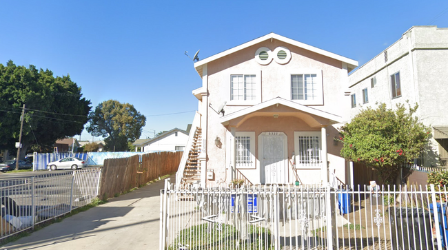 Building Photo - 6323 S San Pedro St