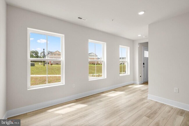 Building Photo - 11198 Conway Pl