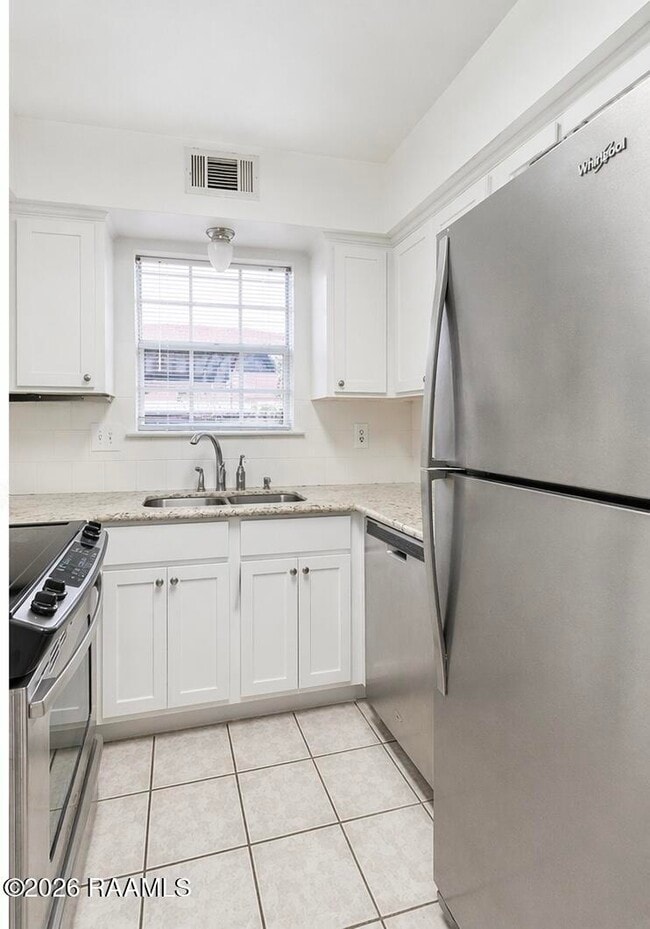 Building Photo - 6212 Stumberg Ln