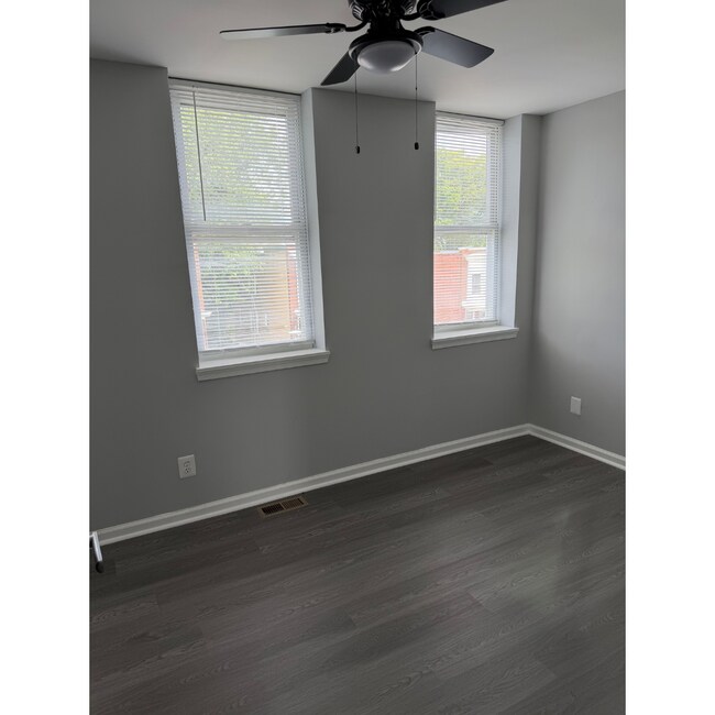 Building Photo - 803 Cator Ave