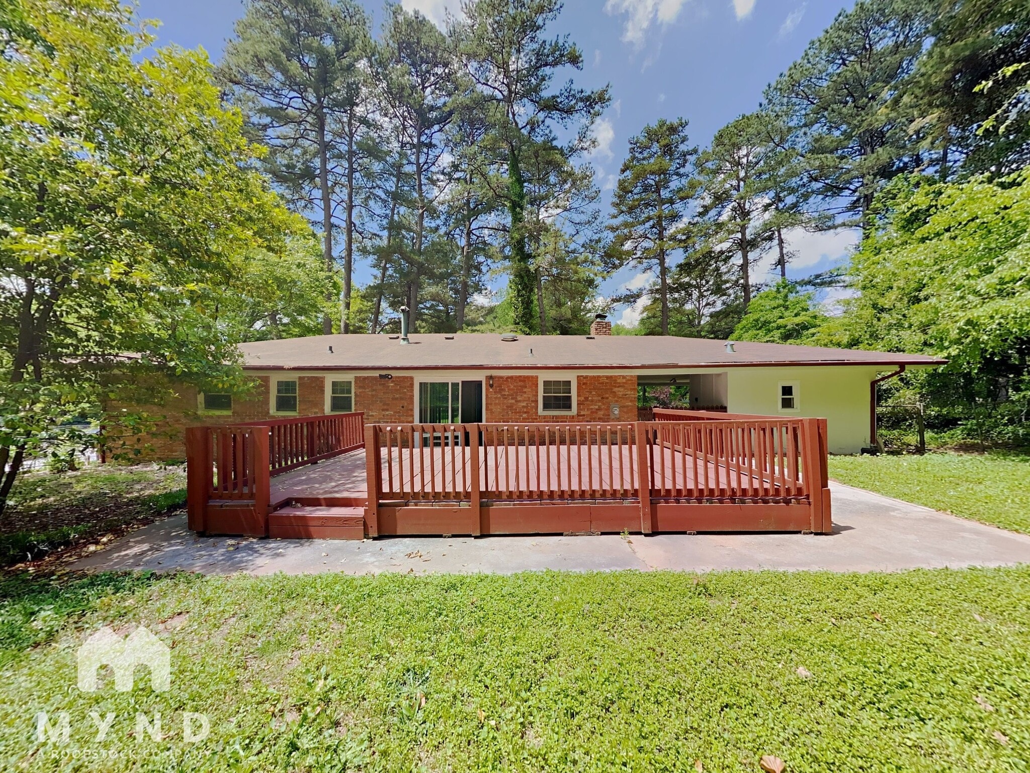 Building Photo - 392 Colchester Dr