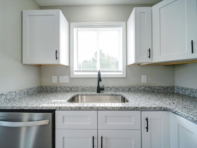 Building Photo - 3702 Cardinal Bluff Ln