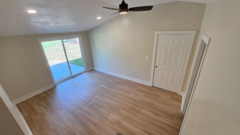 Building Photo - 6290 Piquad Rd