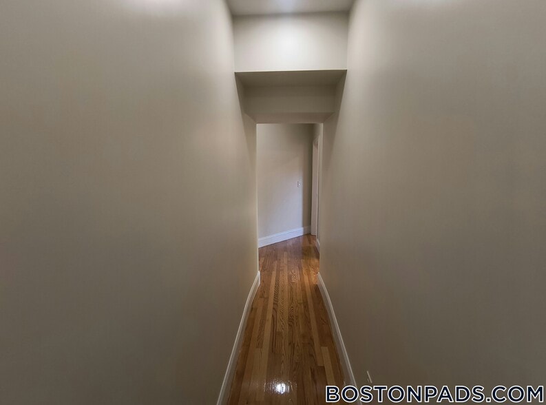 Building Photo - 2036 Massachusetts Ave