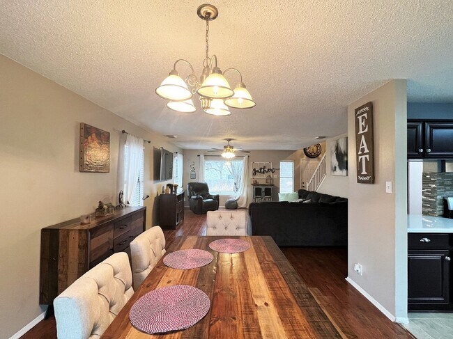 Building Photo - 7543 Prairie Lace