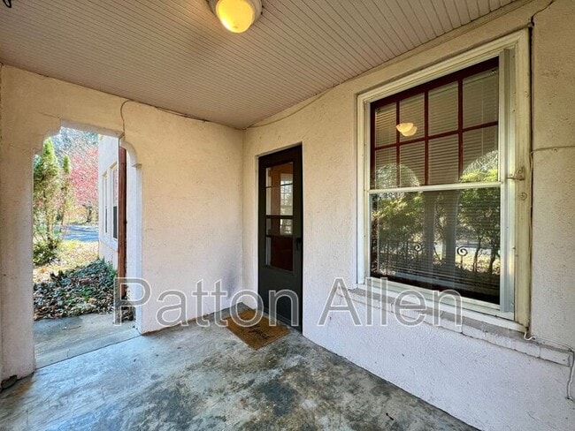 Building Photo - 83 Edgemont Rd