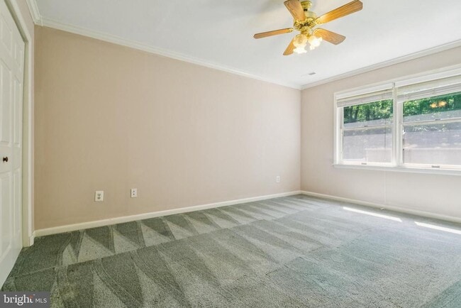 Building Photo - 478 Mountain Rd