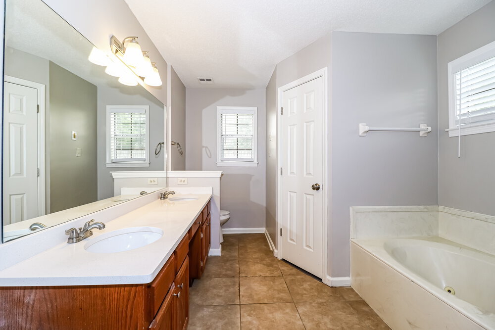 Building Photo - 4046 Shady Mill Cove