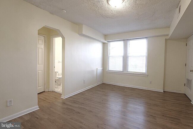Building Photo - 4329 Halley Terrace SE