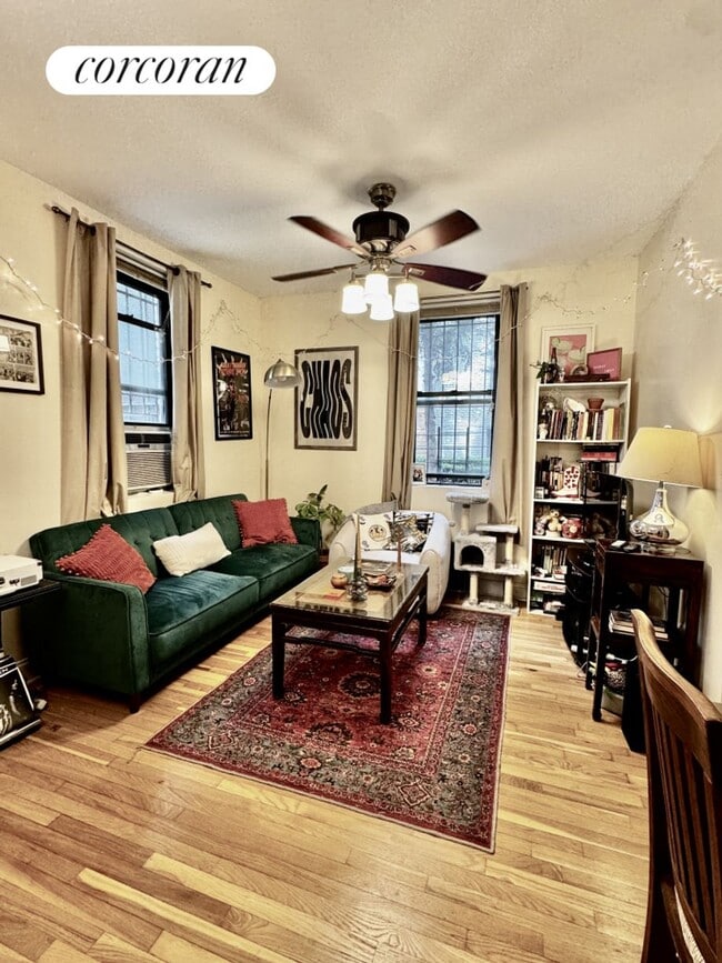 Primary Photo - 2138 35th St