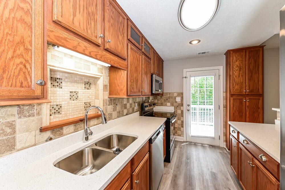 Building Photo - 505 Brewer Dr