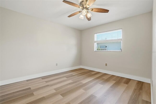 Building Photo - 1801 62nd Terrace S