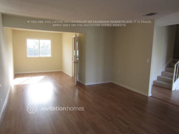 Building Photo - 805 Tree Duck Way