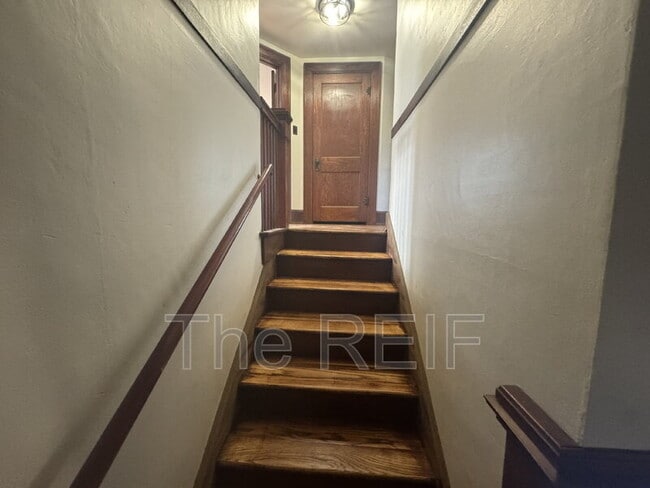 Building Photo - 6916 Billwood Hwy