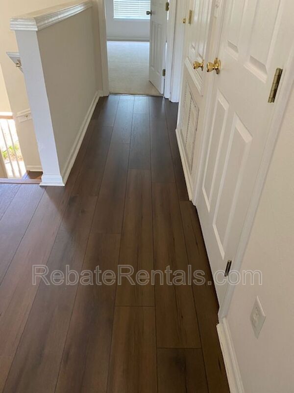 Building Photo - 11177 Castlemain Cir W