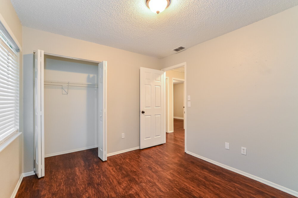 Building Photo - 1400 Ponce De Leon Blvd