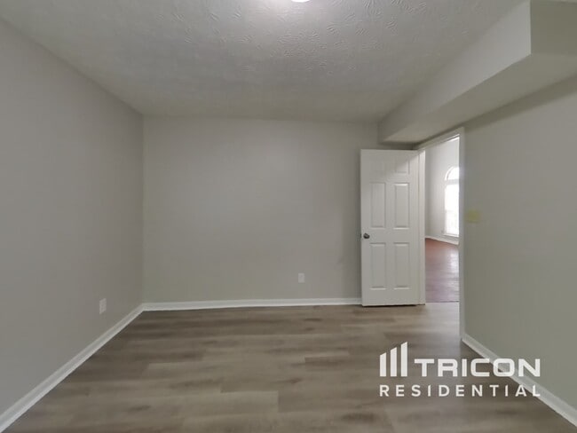 Building Photo - 6407 Perry Pines Ct