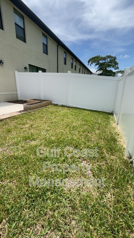 Building Photo - 14195 Oviedo Pl