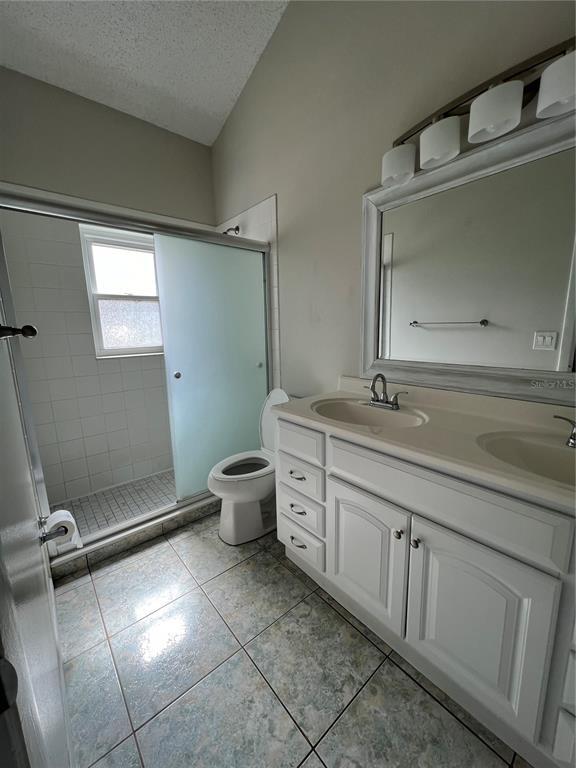 Building Photo - 12736 Newfield Dr