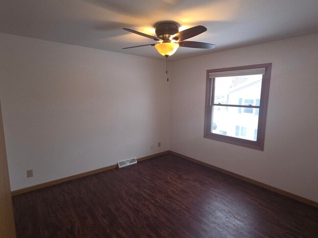 Building Photo - 10268 Parkedge Cir