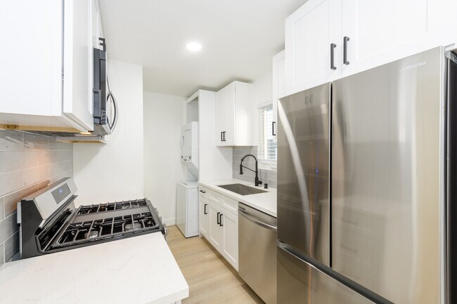 Building Photo - Curlew and Juniper Apartments