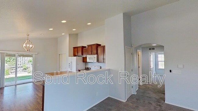 Building Photo - 6818 Whitebark Ln