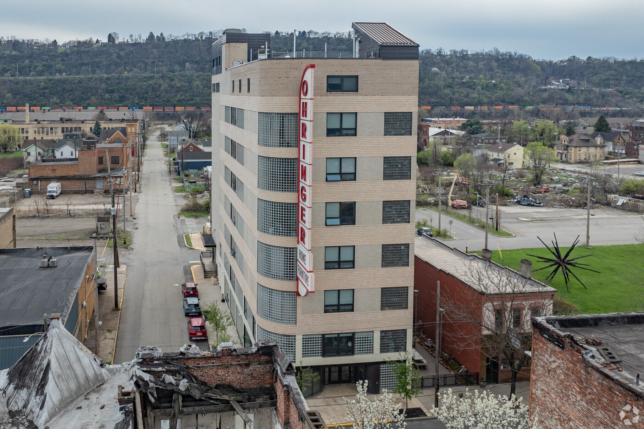 Building Photo - The Ohringer