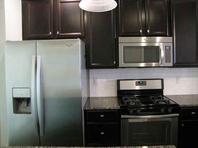 Building Photo - 42 Intuition Cir