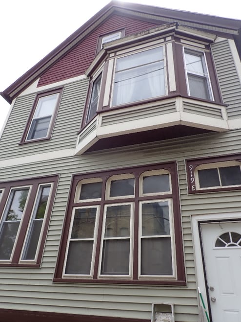 Building Photo - 919 E Clarke St