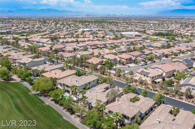 Building Photo - 1447 Foothills Village Dr