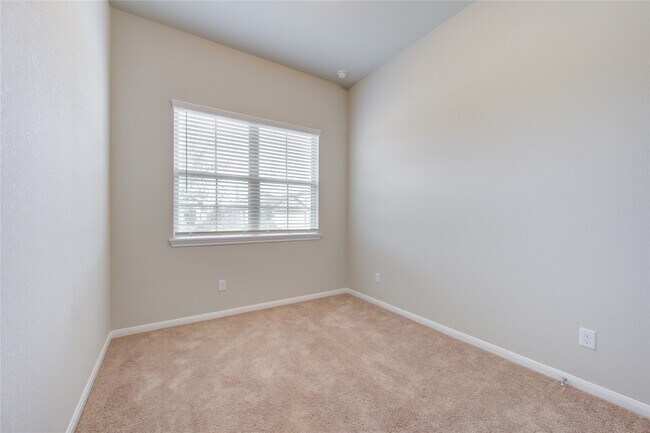 Building Photo - 26019 Steele Flower Dr