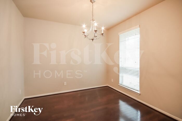 Building Photo - 7522 Simpson Springs Ln